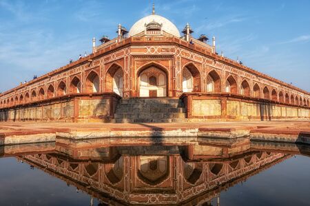 humayun's tomb complex in new delhi, india taken during warm midday.のeditorial素材