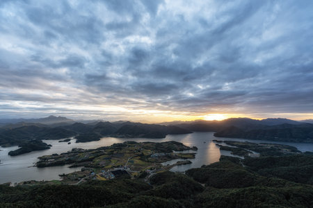 Cheongpyeong ho cable car lake view. Taken atop of Bibongsan mountain top during sunset hours. Famous tourst attraction in Jecheon, South Koreaの写真素材