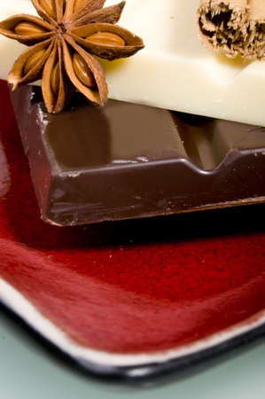 White and black chocolate with cinnamon and anice