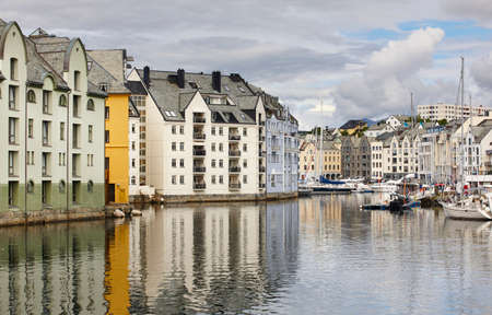 Alesund. Buidings and canal. Norwegian traditional tourist destination. Horizontalのeditorial素材