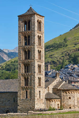 Spanish romanesque. Sant Climent de Taull church. Vall de Boiのeditorial素材