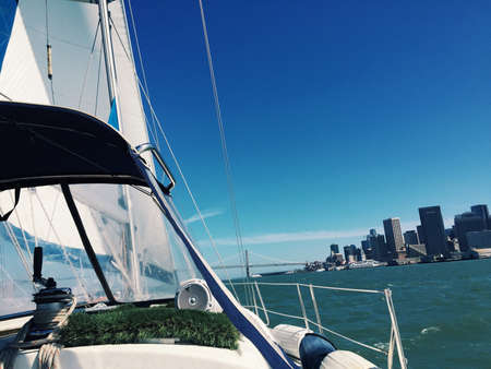 Sailing the SF Bayの素材