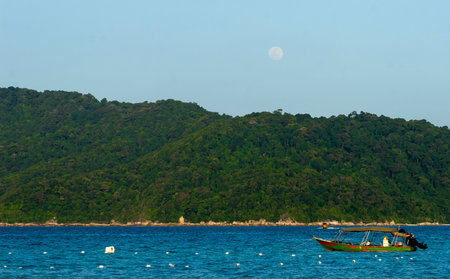 Beautiful moon on evening scene at Perhentian Kecil Island, Terengganu, Malaysia.のeditorial素材