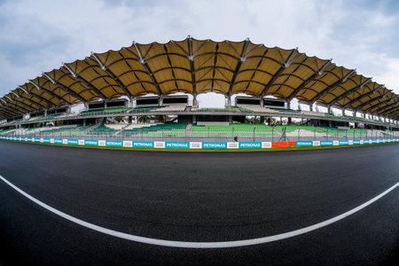 SEPANG, MALAYSIA -  SEPTEMBER 28, 2017 : Starting grid at Sepang International Circuit (SIC) Malaysia. Venue for the major motorsport events.のeditorial素材