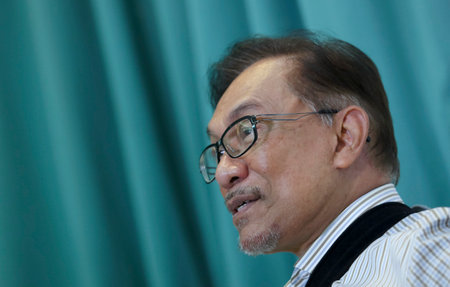 KUALA LUMPUR, MALAYSIA - AUGUST 10, 2018 : Anwar Ibrahim speak during interview. He is currently the president of the People's Justice Party and leader of the Pakatan Harapan coalition.のeditorial素材