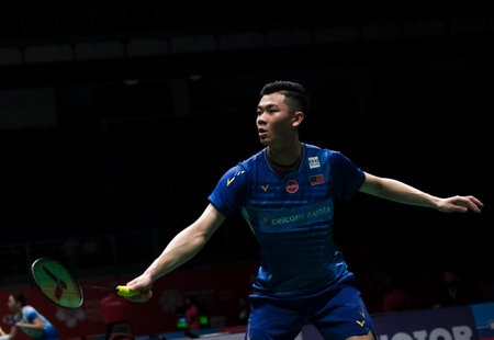 KUALA LUMPUR, MALAYSIA - JANUARY 09, 2020 : Lee Zii Jia of Malaysia in action during men's singles badminton tournament, Perodua Malaysia Masters 2020 at the Axiata Arena.のeditorial素材
