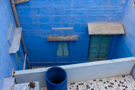 JODHPUR, RAJASTHAN, INDIA - JULY 2021: The bright blue color street and houses of the blue city in navchokiya of Jodhpur.のeditorial素材