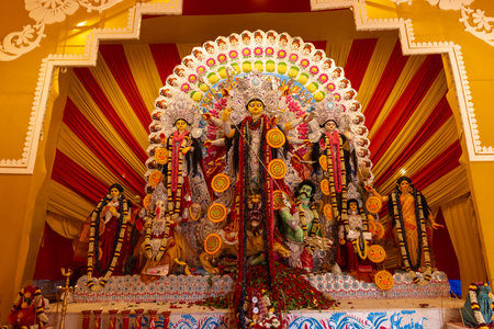 An idol of Goddess Durga decorated in Pandal. Durga Puja is biggest religious festival of Hinduism and for bengalis and is now celebrated worldwide.の写真素材