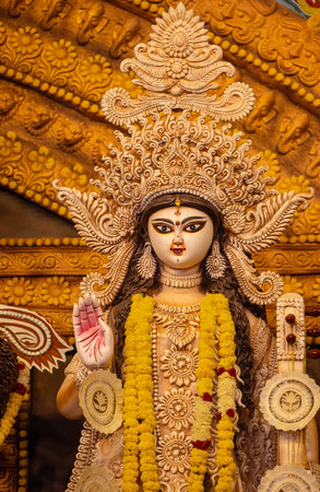 An idol of Goddess Durga decorated in Pandal. Durga Puja is the biggest religious festival of Hinduism and for Bengalis and is now celebrated worldwide.の写真素材