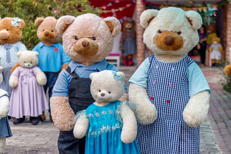 Teddy bear family warm loveの写真素材
