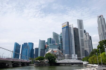 Singapore 21 Sep 2018, Thay are tourist come for take a photo and check-in landmarkのeditorial素材