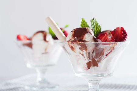 strawberry ice cream の写真素材