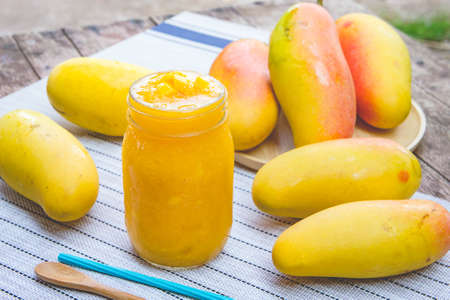 mango fruit , mango smoothies beverage fruit mango on summer