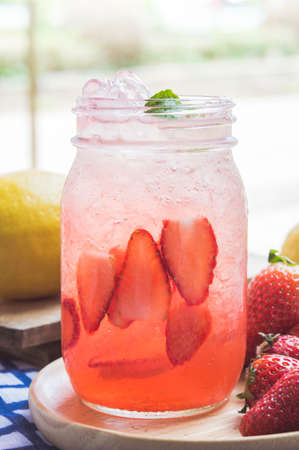 Strawberry juice and lemon soda juice mixed with soda. Add flavor Improve the health of the body can do at home. Juice on empty days Or partyの写真素材