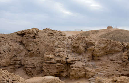 leadership, adventure, cloud, achievement, power, rock, success, courage, solitude, freedom, satisfaction, serene, one, top, incentive, spirituality, creativity, healthy, hope, mountain, imagination, motivation, outdoors, sky, harmony, inspiration, scene,の写真素材