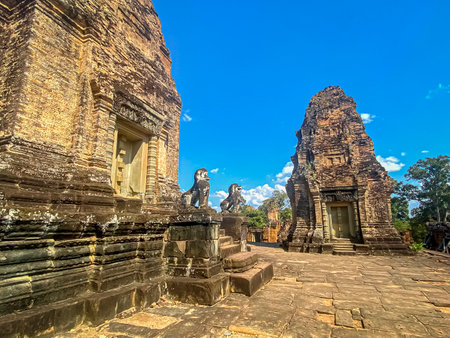 The East Mebon Mount Temple was erected in honor of the god Shiva, a temple of the Khmer civilization, located on the territory of Angkor in Cambodiaの写真素材