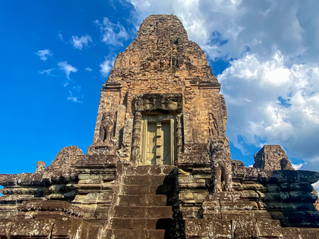 Pre-Rup, a temple-mountain dedicated to the god Shiva, a temple of the Khmer civilization, located on the territory of Angkor in Cambodia.の写真素材