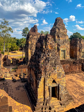Pre-Rup, a temple-mountain dedicated to the god Shiva, a temple of the Khmer civilization, located on the territory of Angkor in Cambodia.の写真素材