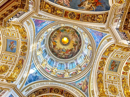 Interior of Saint Isaac's Cathedral in Saint Petersburg.の写真素材