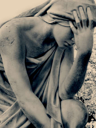 crying statue の写真素材