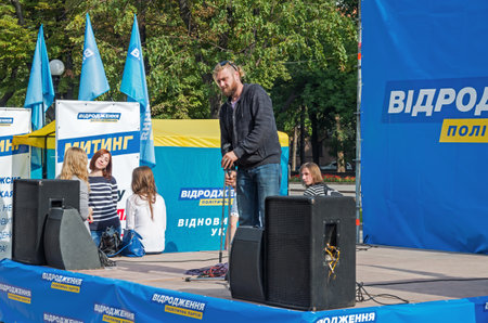 Dnepropetrovsk, Ukraine - October 05, 2015: Technicians prepare the audio equipment for the protestersのeditorial素材