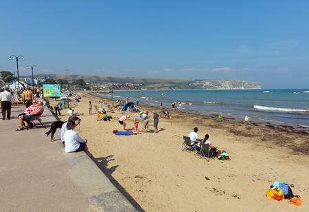 Holidaymakers Swanage Dorset England UK with summer sunshine and touristsのeditorial素材