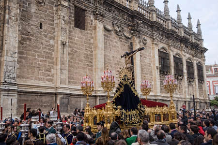 Holy Week in Seville, Brotherhood of Santacruz