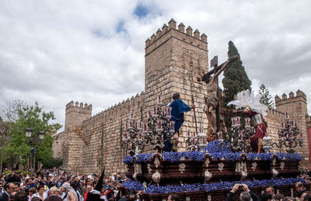 Brotherhood of Cerro del Aguila, Easter in Seville
