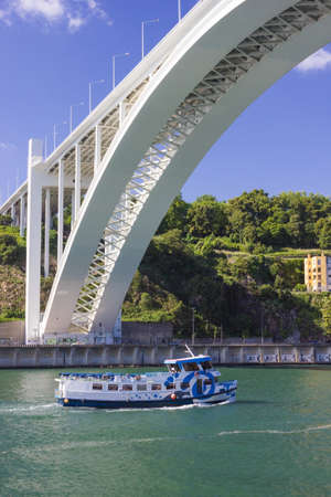 Bridge in Porto, Portugal の写真素材