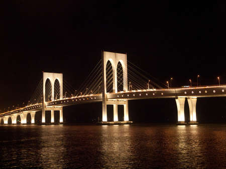 Night view of Ponte de Sai Van Bridge in Macau のeditorial素材