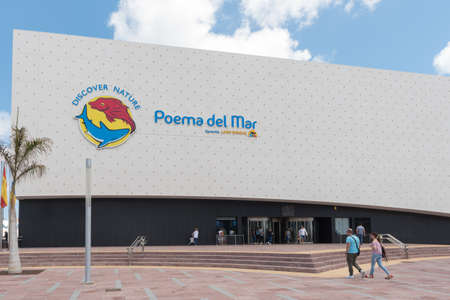 Las Palmas de Gran Canaria, Canary Islands, Spain - July 1st 2018: View of the Aquarium (Poema del Mar) building in Gran Canaria.のeditorial素材