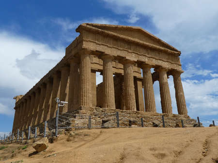 Valley of the Temples, temple of Juno Concordia, Agrigento, Sicily, Italyのeditorial素材