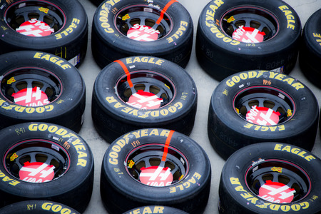 Fontana, CA - Mar 22, 2015:  The NASCAR Sprint Cup Series teams take to the track for the Auto Club 400 at Auto Club Speedway in Fontana, CA.のeditorial素材