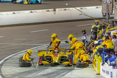 April 07, 2018 - Avondale, Arizona, USA: Ryan Hunter-Reay (28) brings his car down pit road for...