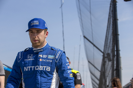 May 11, 2018 - Indianapolis, Indiana, USA: ED JONES (10) of the United Arab  Emirates hangs out on pit road prior to practice for the IndyCar Grand Prix at Indianapolis Motor Speedway Road Course in Indianapolis, Indiana.のeditorial素材
