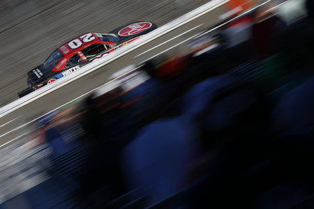 July 21, 2018 - Loudon, New Hampshire, USA: Christopher Bell (20) brings his race car down the front stretch during the Lakes Region 200 at New Hampshire Motor Speedway in Loudon, New Hampshire.のeditorial素材