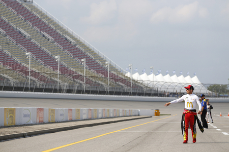 August 10, 2018 - Brooklyn, Michigan, USA: Jamie McMurray (1) hangs out on pit road before qualifying for the Consumers Energy 400 at Michigan International Speedway in Brooklyn, Michigan.のeditorial素材