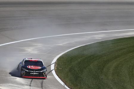 October 20, 2018 - Kansas City, Kansas, USA: Christopher Bell (20) brings his car through the turns during the Kansas Lottery 300 at Kansas Speedway in Kansas City, Kansas.のeditorial素材
