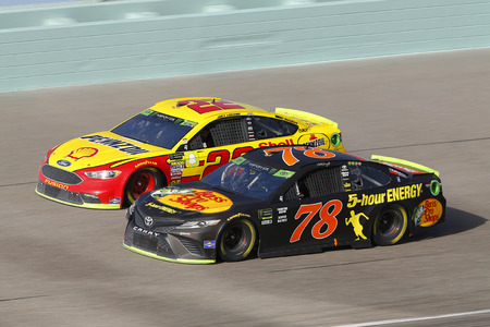 November 18, 2018 - Homestead, Florida, USA: Martin Truex, Jr (78) races during the Ford 400 at Homestead-Miami Speedway in Homestead, Florida.のeditorial素材