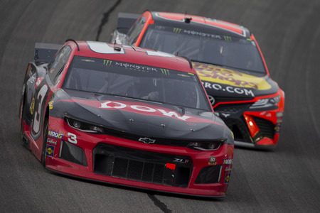 June 30, 2019 - Joliet, Illinois , USA: Austin Dillon (3) races for the Camping World 400 at Chicagoland Speedway in Joliet, Illinois .のeditorial素材