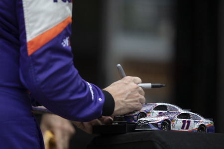 November 15, 2019 - Homestead, Florida, USA: Denny Hamlin (11) gets ready to practice for the Ford 400 at Homestead-Miami Speedway in Homestead, Florida.のeditorial素材