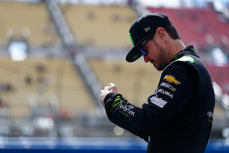 Kurt Busch (1) gets ready to qualify for the Auto Club 400 at Auto Club Speedway in Fontana,...