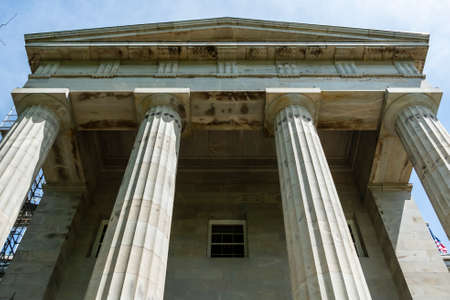 April 22, 2020 - Raleigh, North Carolina, USA: The North Carolina State Capitol is the former seat of the legislature of the U.S. state of North Carolina which housed all of the state's government until 1888.のeditorial素材