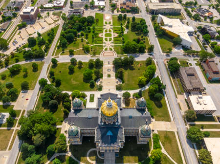 July 19, 2020 - Des Moines, Iowa, USA: The Iowa State Capitol is the state capitol building of the U.S. state of Iowa. defaultのeditorial素材