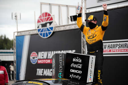 Brad Keselowski (2) wins for the Foxwoods Resort Casino 301 at New Hampshire Motor Speedway in Loudon, New Hampshire.のeditorial素材