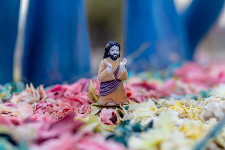 NILAND, CALIFORNIA- MAR 11: Historic Salvation Mountain in Niland, California on March 11, 2019. Salvation Mountain was proclaimed a National Treasure by Congress on May 15, 2002.のeditorial素材