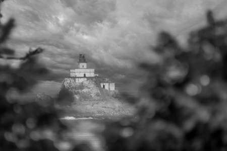 Tillamook Rock Light (known locally as Terrible Tilly or just Tilly) is a deactivated lighthouse on the Oregon Coast of the United States.の写真素材