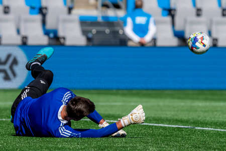 FC Cincinnati Goalkeeper ALEC KANN of the United States warms up before his match against the The Charlotte FC at the Bank of America Stadium in Charlotte, North Carolina, USA.  The Charlotte FC defeats the visiting FC Cincinnati 2-0 in regulation play.のeditorial素材