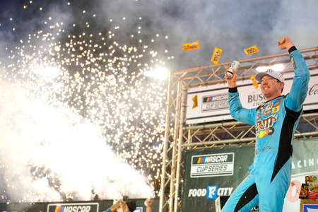 Kyle Busch wins the Food City Dirt Race at Bristol Motor Speedway in Bristol, TN.
