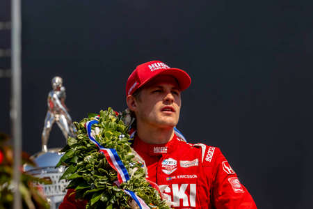 MARCUS ERICSSON (8) of Kumla, Sweden wins the Indianapolis 500 at Indianapolis Motor Speedway in Indianapolis, MI, USA.のeditorial素材